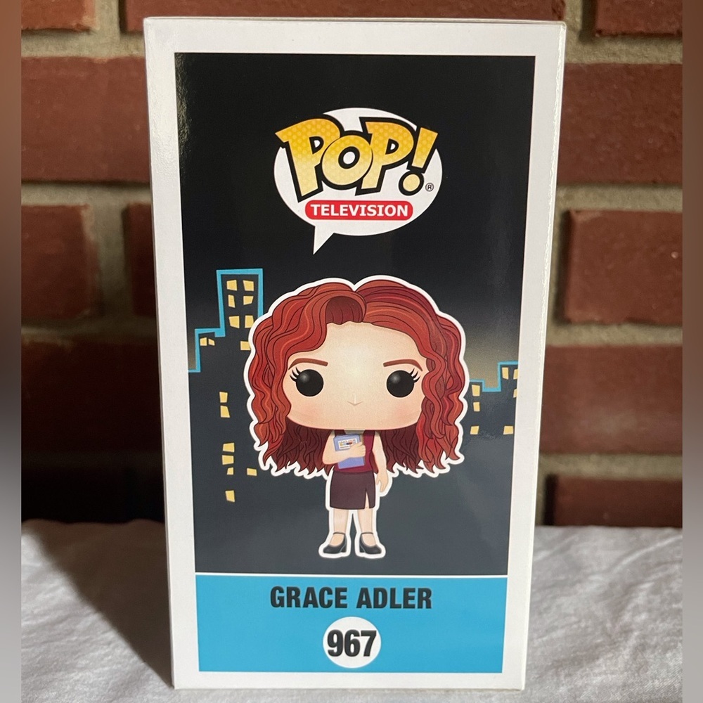 Funko Pop Grace Adler of Will & Grace #967 - Picture 6 of 8